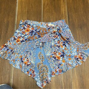 Easel Blue Floral Ruffle Tie-Waist Women’s Shorts